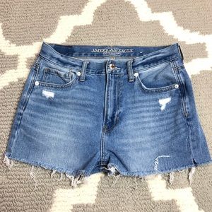 American Eagle Mom Short